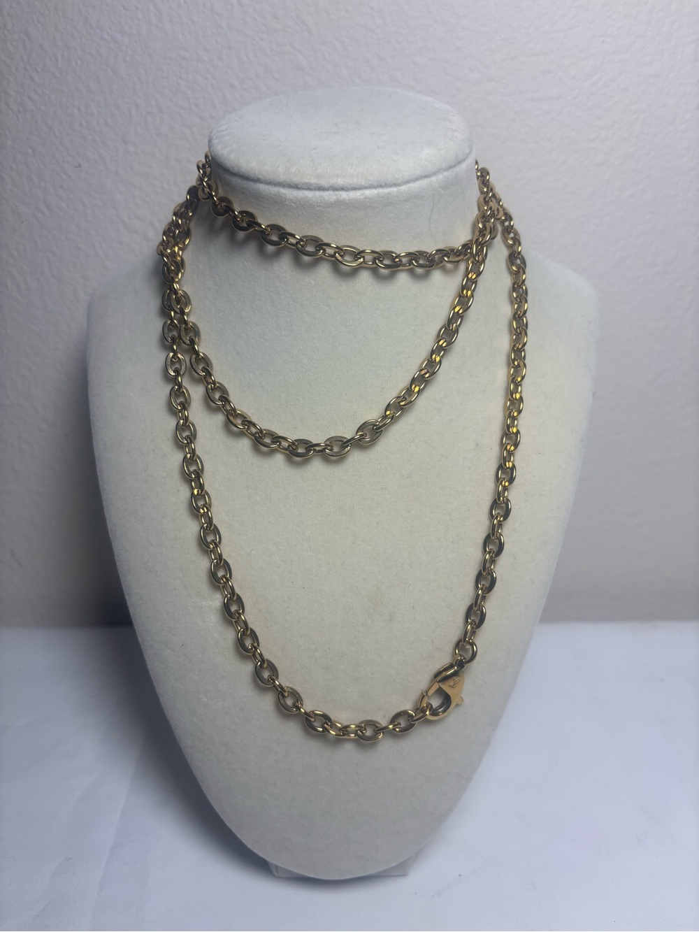 Gold Chain Purse Strap- Authentic has only one clasp!